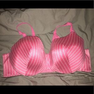 Back Smoothing Full Coverage Bra by Cacique 44 DD
